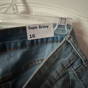 Skinny jeans NWT